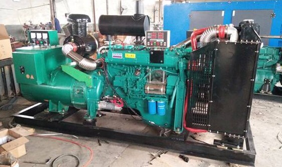 和田潍柴二手发电机大型柴油发电机组