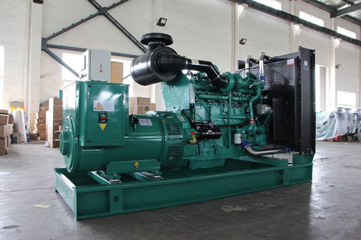 和田320kw康明斯柴油发电车出租_COPY_COPY
