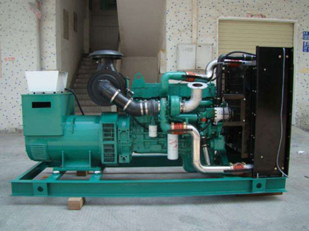 和田1100kw康明斯柴油发电机组
